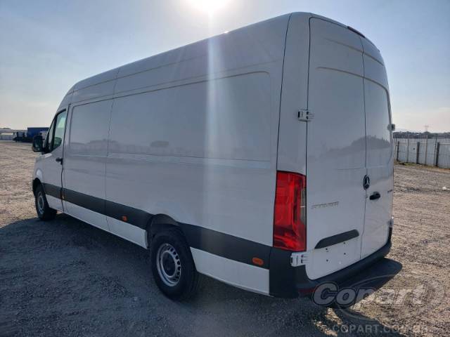 2021 MERCEDES BENZ SPRINTER 