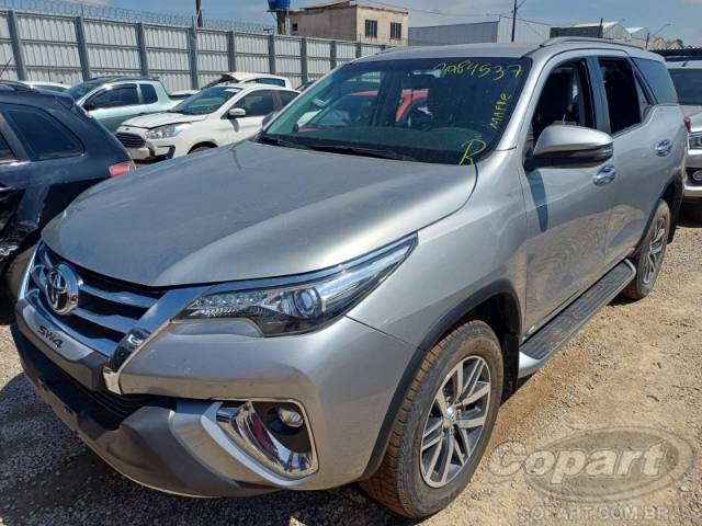 2018 TOYOTA HILUX SW4 