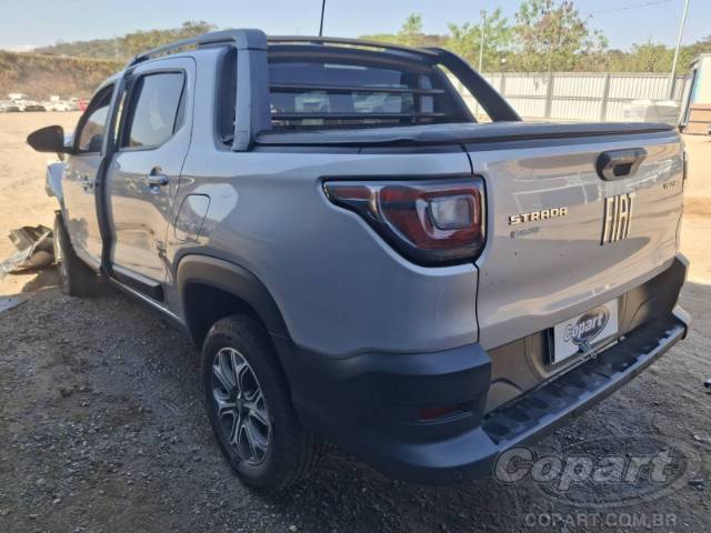 2021 FIAT STRADA CD 