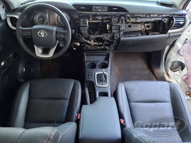 2024 TOYOTA HILUX CD 