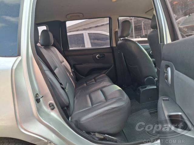 2014 NISSAN LIVINA 