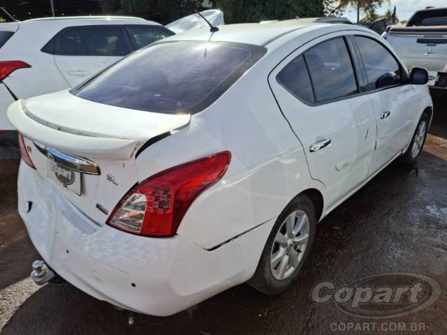 2014 NISSAN VERSA 