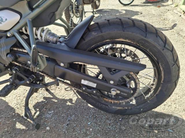 2026 ROYAL ENFIELD HIMALAYAN 