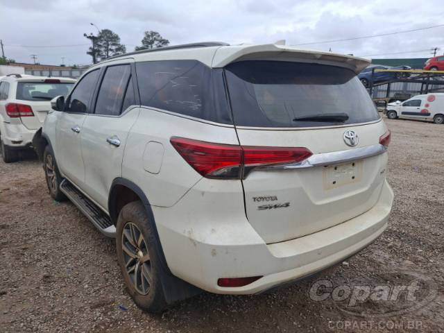 2019 TOYOTA SW4 
