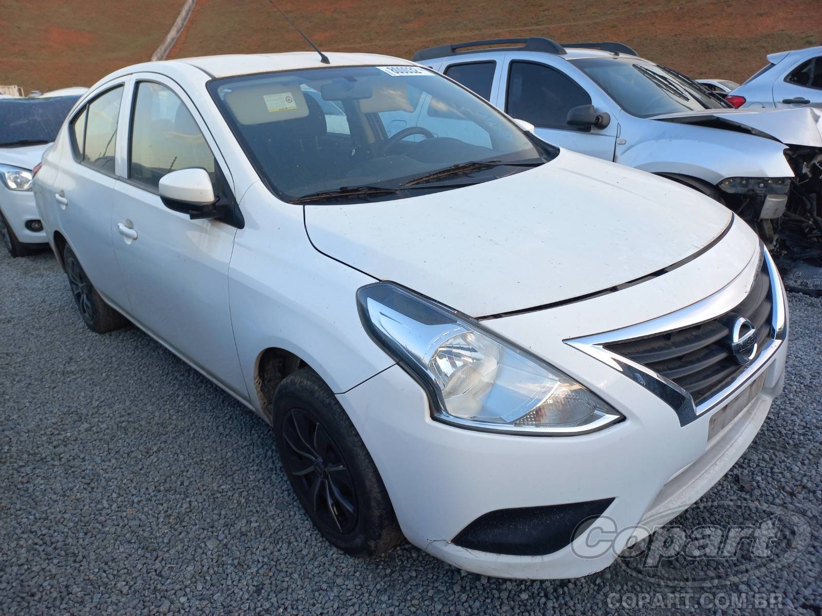 Veículo Nissan Versa 2018 NISSAN VERSA 1.0 12V 2019 em leilão