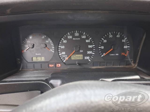 2003 VOLKSWAGEN SANTANA 