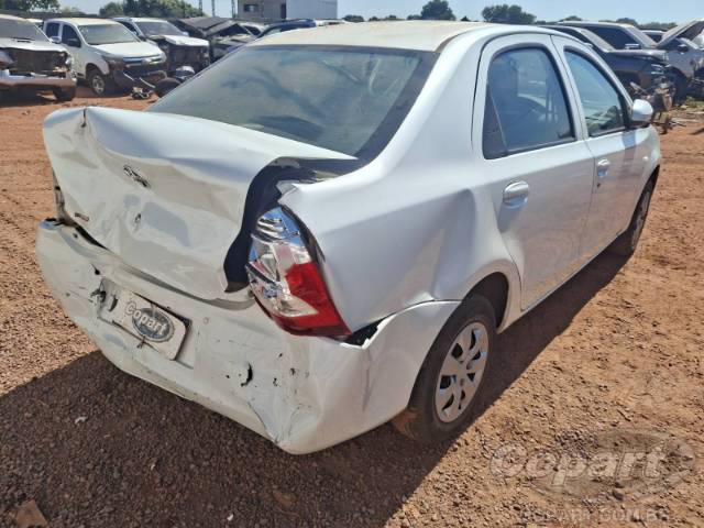 2017 TOYOTA ETIOS SEDA 