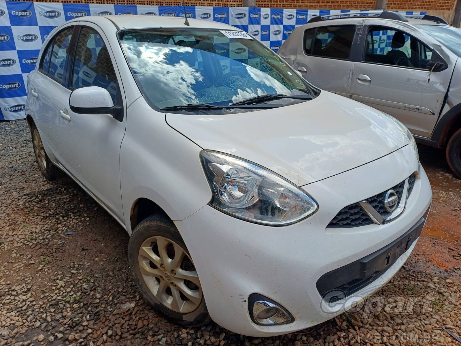 NISSAN MARCH 2017