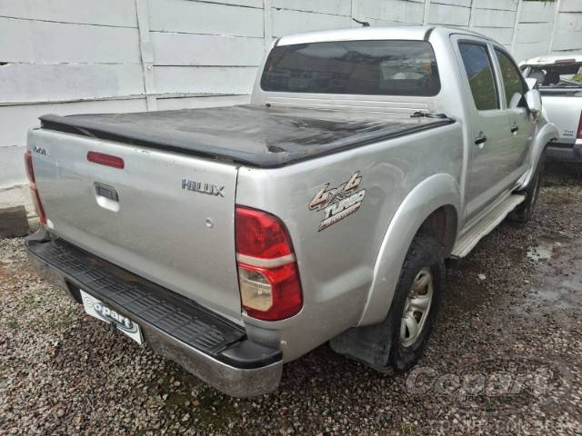 2013 TOYOTA HILUX CD 