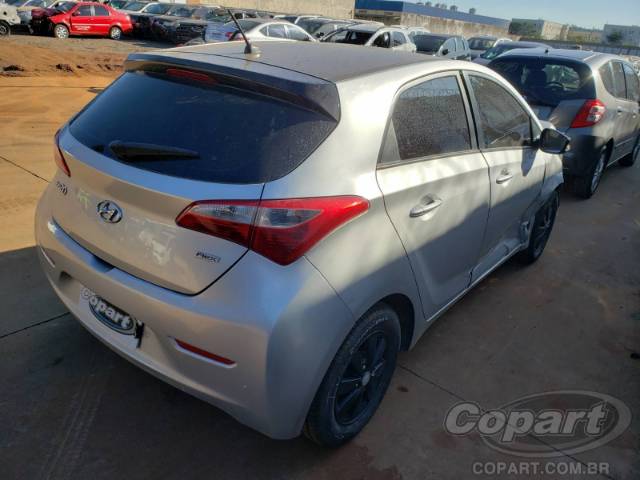 2014 HYUNDAI HB20 