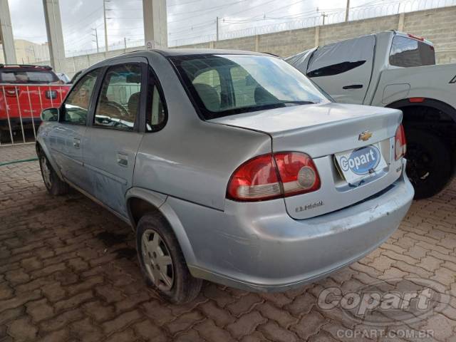 2011 CHEVROLET CLASSIC 