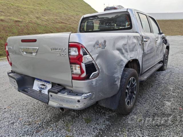 2021 TOYOTA HILUX CD 