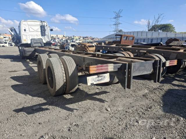 2015 FORD CARGO 2423 