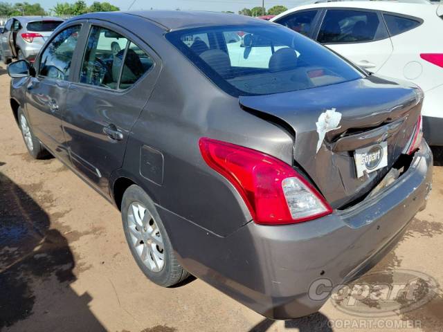 2017 NISSAN VERSA 