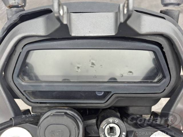 2025 BAJAJ DOMINAR 