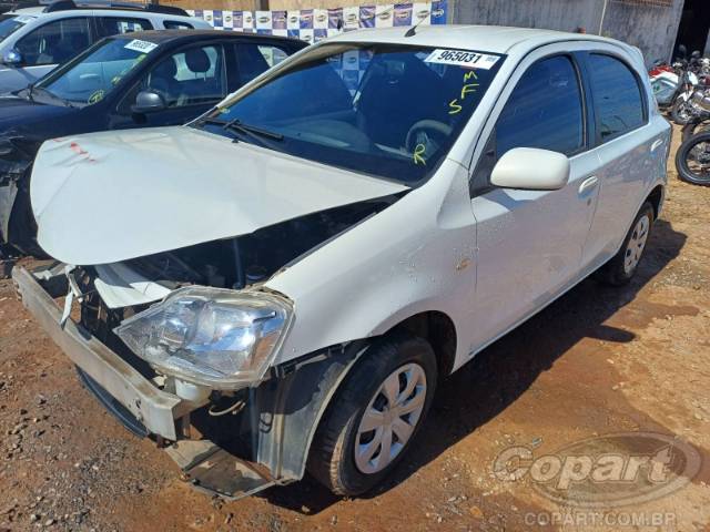 2013 TOYOTA ETIOS 