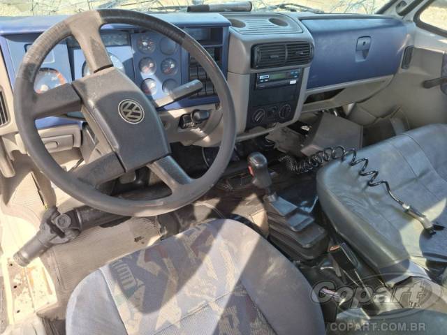 2003 VOLKSWAGEN 13.180 