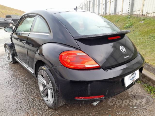 2013 VOLKSWAGEN FUSCA 