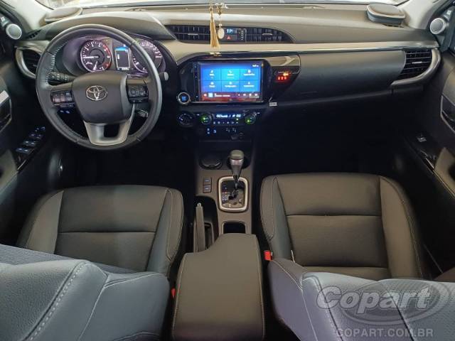 2025 TOYOTA HILUX CD 