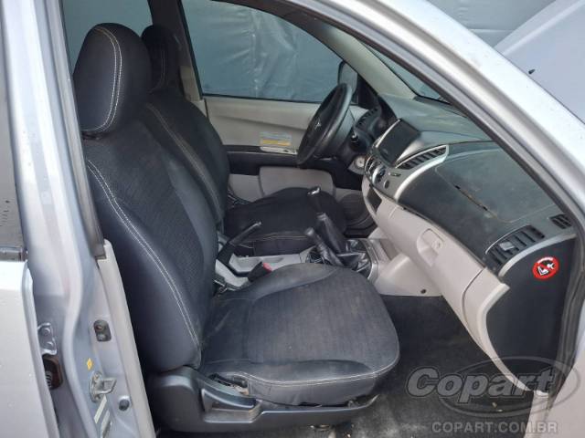 2013 MITSUBISHI L200 TRITON 