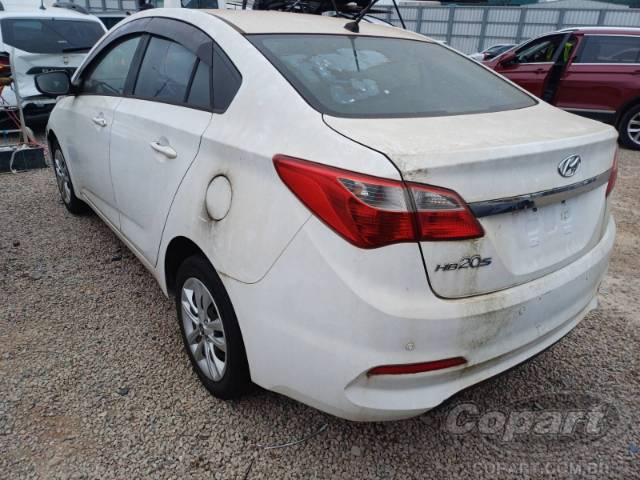 2017 HYUNDAI HB20S 