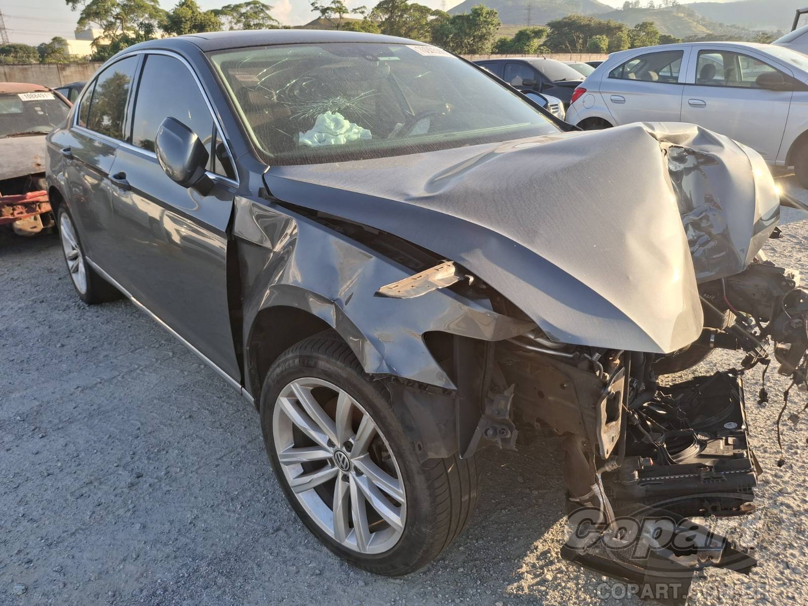 Veículo VW - VolksWagen Passat VOLKSWAGEN PASSAT Comfortline 2.0 16V TSI Turbo 2016 2016 em leilão