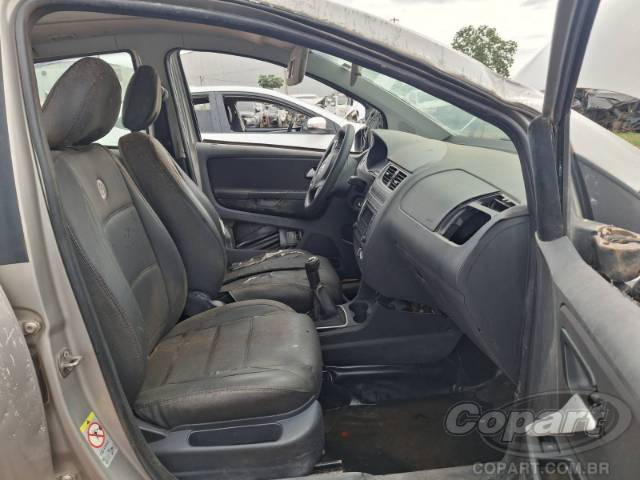 2014 VOLKSWAGEN FOX 