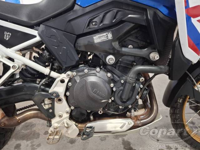 2025 BMW F 900 