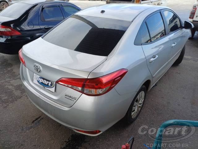 2024 TOYOTA YARIS SEDA 