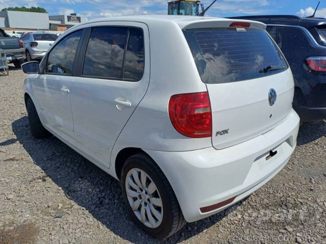 2013 VOLKSWAGEN FOX 