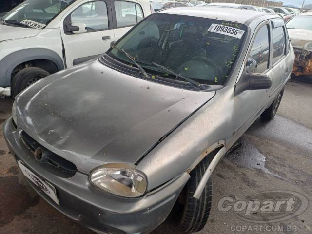 2004 CHEVROLET CORSA SEDAN 