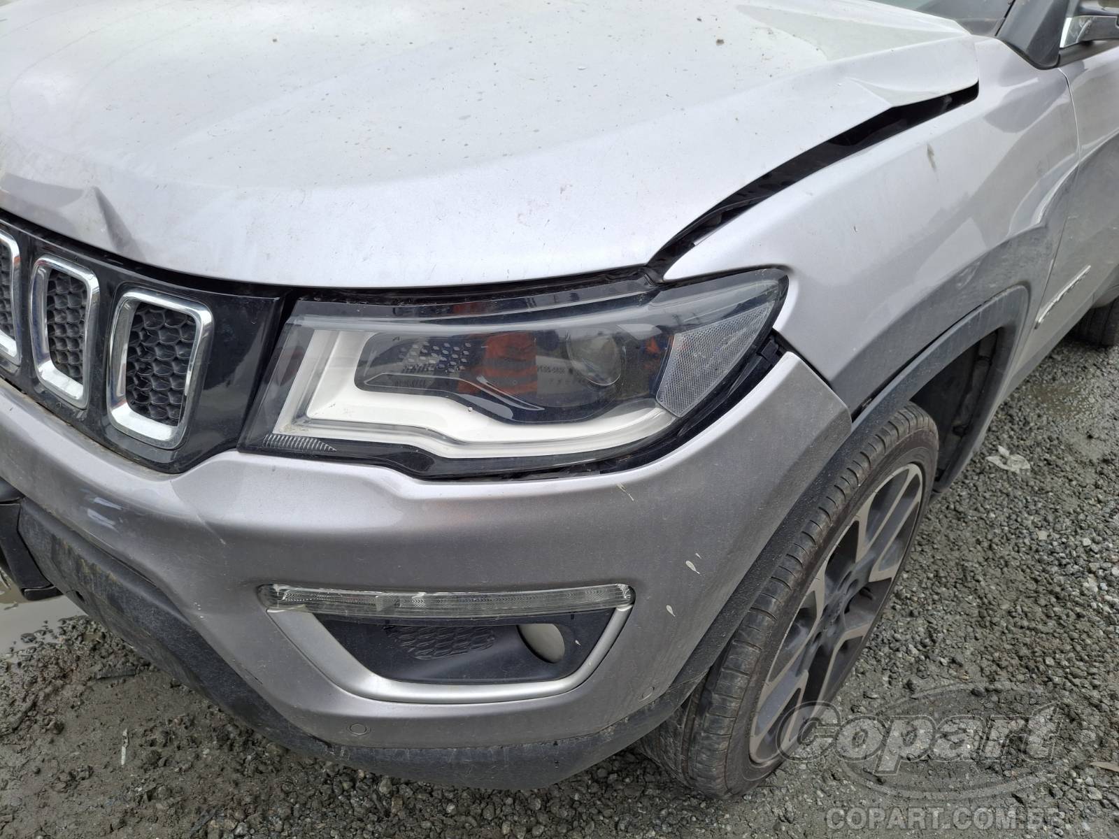 2021 JEEP COMPASS — foto 12 de 15