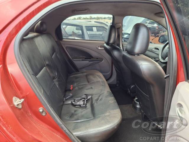 2013 TOYOTA ETIOS SEDA 