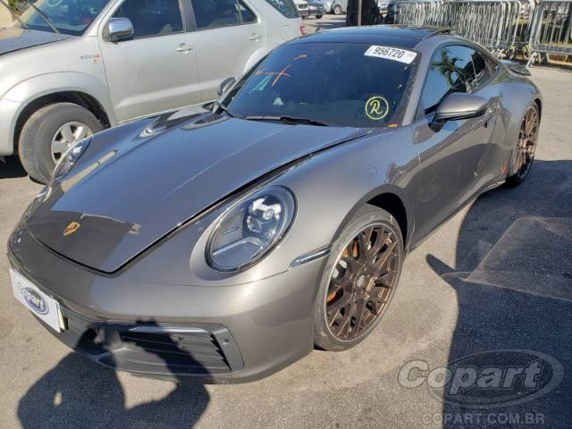 2021 PORSCHE 911 