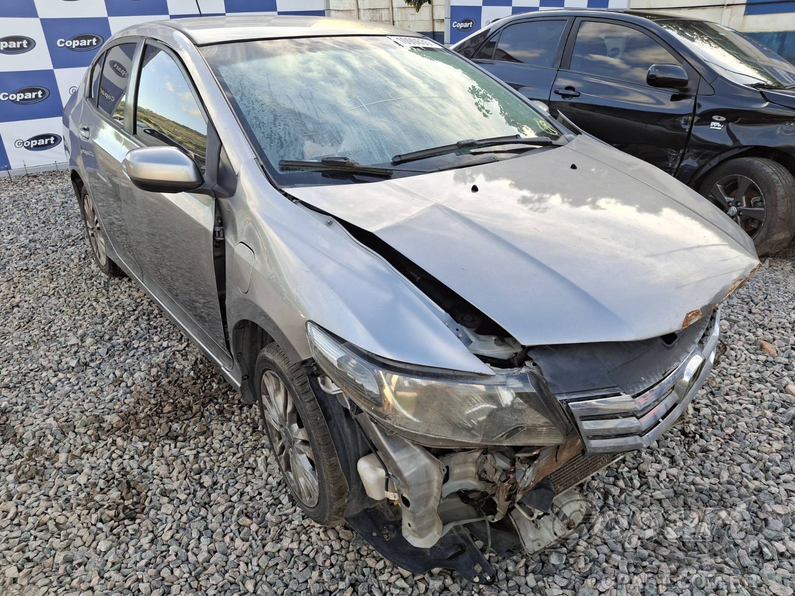 Veículo Honda City Honda City 1.5 16V 2014 Colisão 2014 em leilão