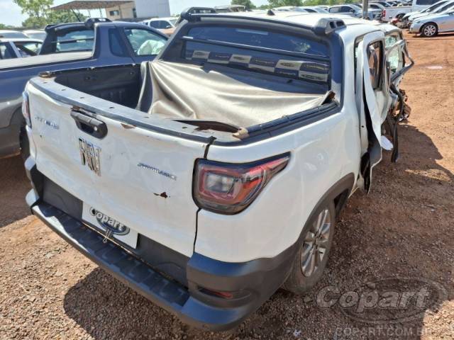2025 FIAT STRADA CD 