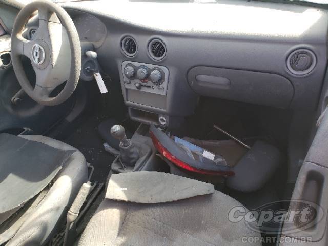 Foto 9 de 10: CHEVROLET CELTA