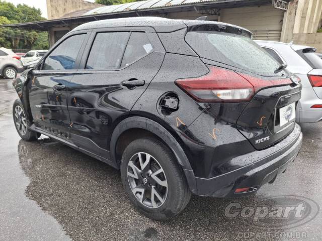 2022 NISSAN KICKS 