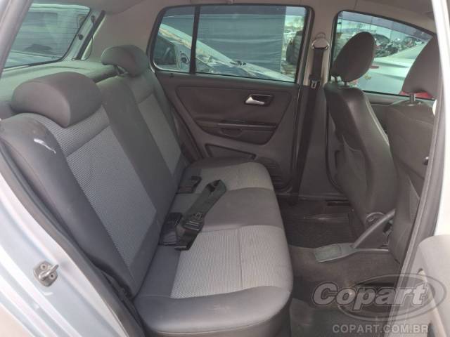 2011 VOLKSWAGEN FOX 