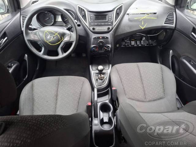 2017 HYUNDAI HB20 