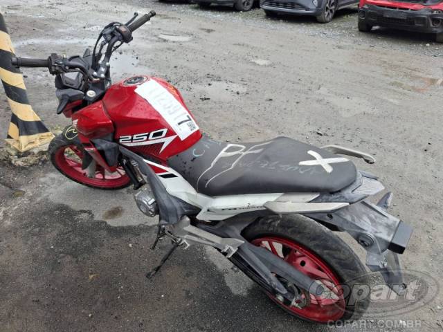 2022 HONDA CB 250 F 