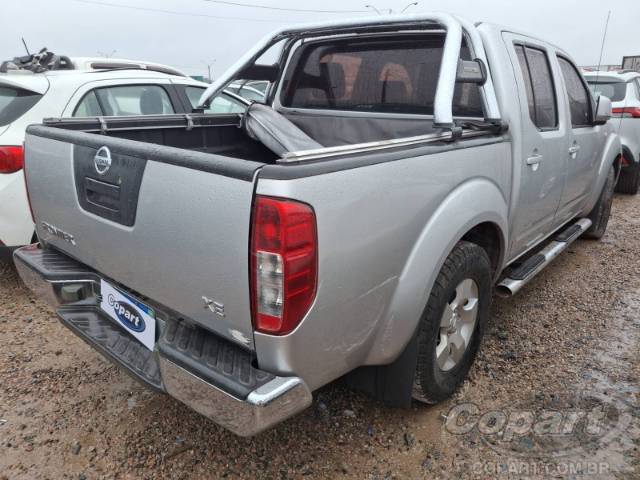 2013 NISSAN FRONTIER CD 