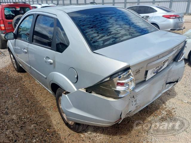 2011 FORD FIESTA SEDAN 