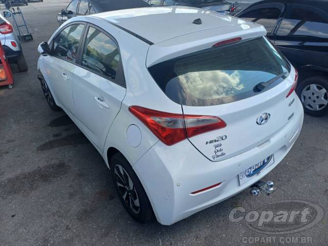 2015 HYUNDAI HB20 
