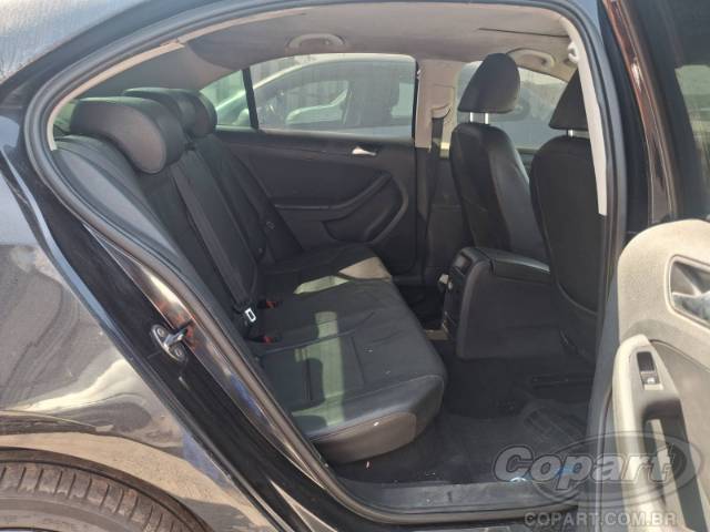 2011 VOLKSWAGEN JETTA 