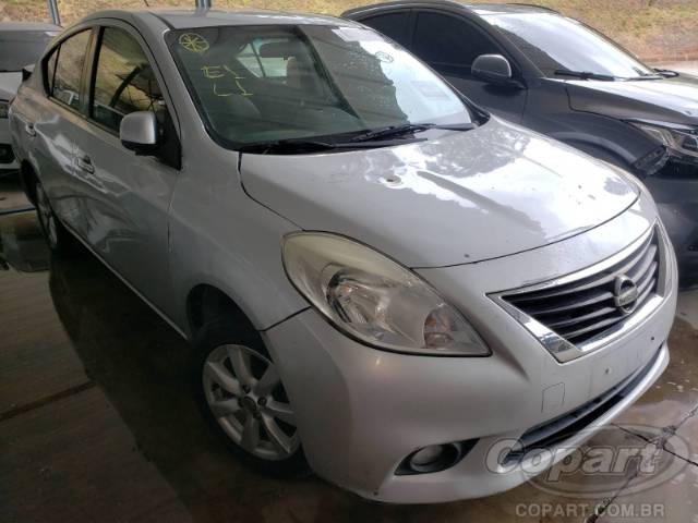 2013 NISSAN VERSA 