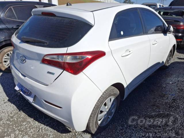 2014 HYUNDAI HB20 