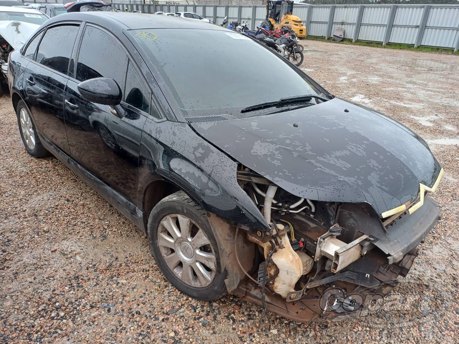 CITROEN C4 PALLAS 2011 Colisão