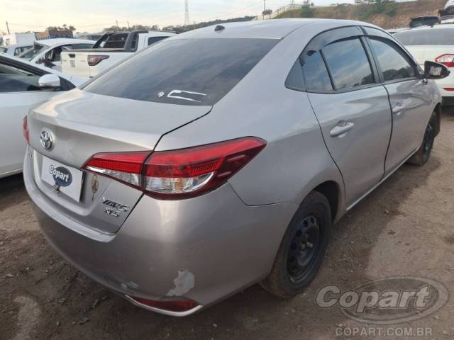 2020 TOYOTA YARIS SEDA 