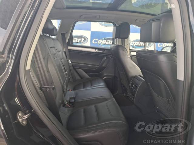 2012 VOLKSWAGEN TOUAREG 